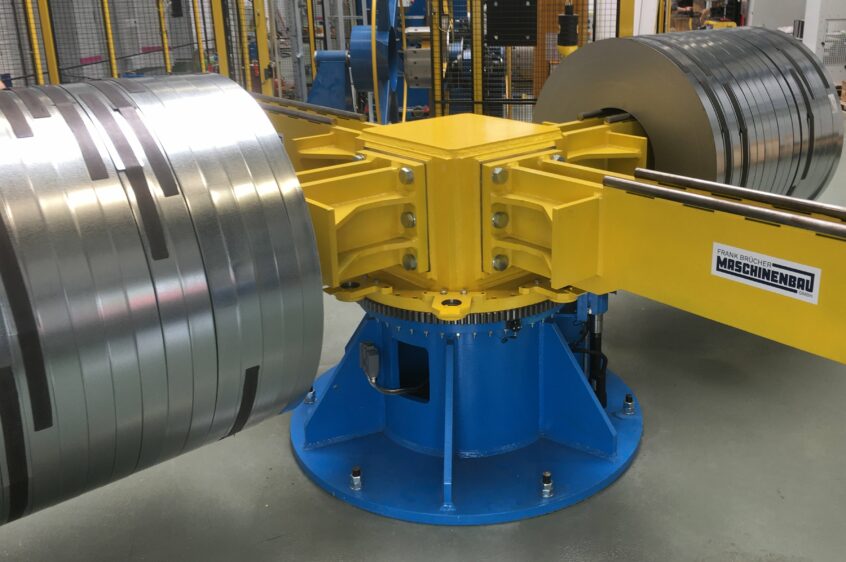 Coildrehkreuz, Drehkreuz, Coil Drehkreuz, turnstile, coil turnstile, 4 arm turnstile, drehkranz, Drehkreuz f&uuml;r coils